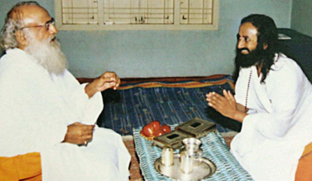 प्रसिद्ध कथाकार श्री मोरारी बापू